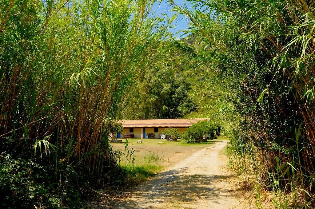 Agrituerra Bed and Breakfast Teulada